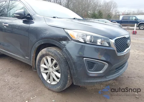 2016 Kia Sorento 2.4L Lx z USA, uszkodzony, nr VIN 5XYPGDA34GG165127